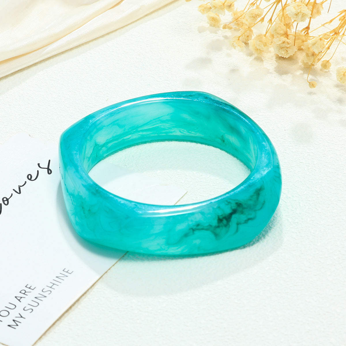European And American Geometric Blooming Coffee Color Bracelet Resin Arc