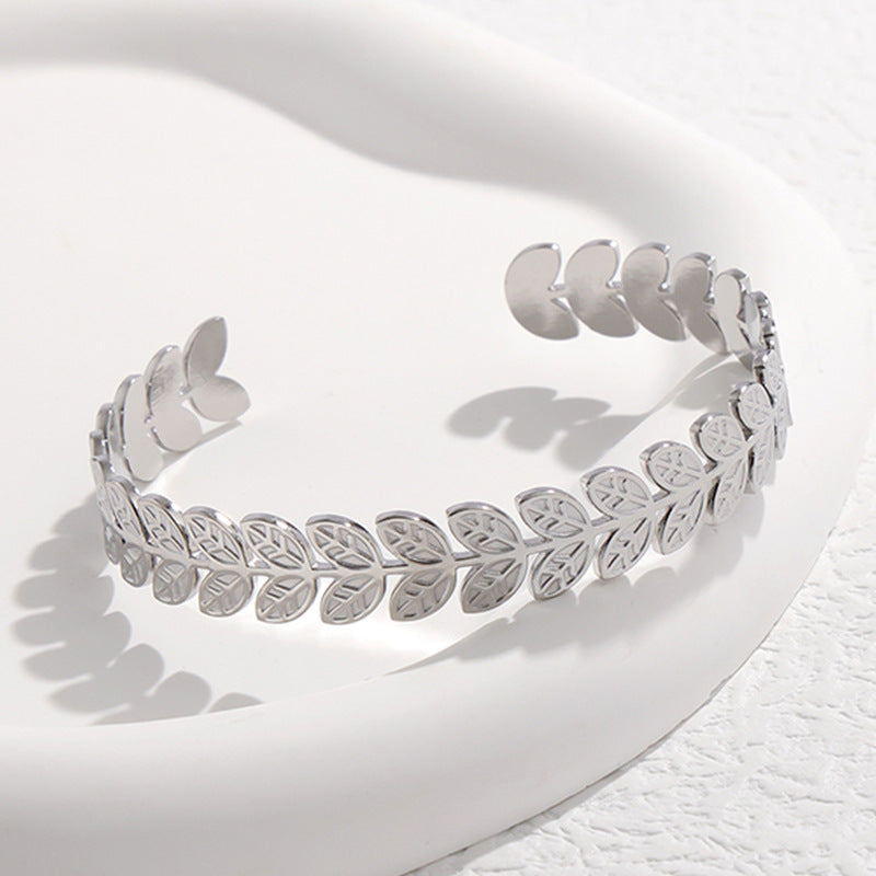 Exaggerated High-grade Non-fading Adjustable Stainless Steel Bracelet For Women
