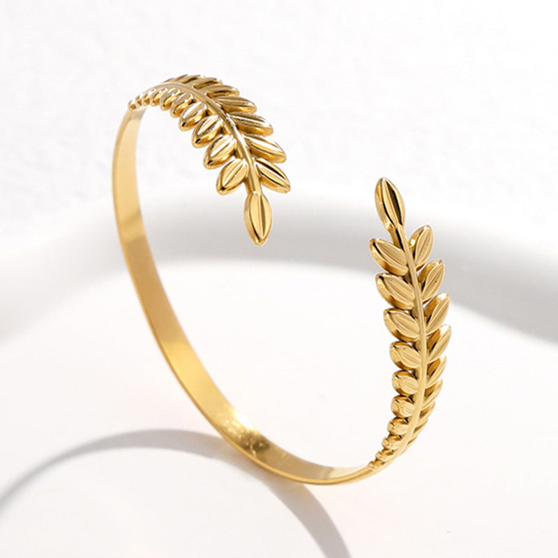 Exaggerated High-grade Non-fading Adjustable Stainless Steel Bracelet For Women