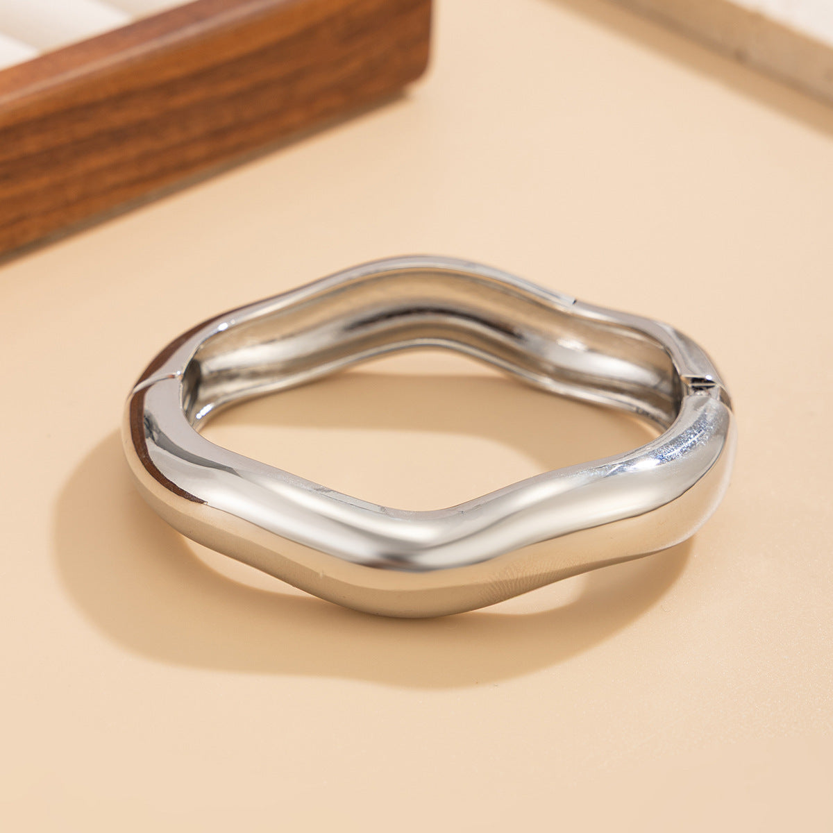Punk Metal Texture Vertical Pattern Wide Surface Spring Bracelet For Women